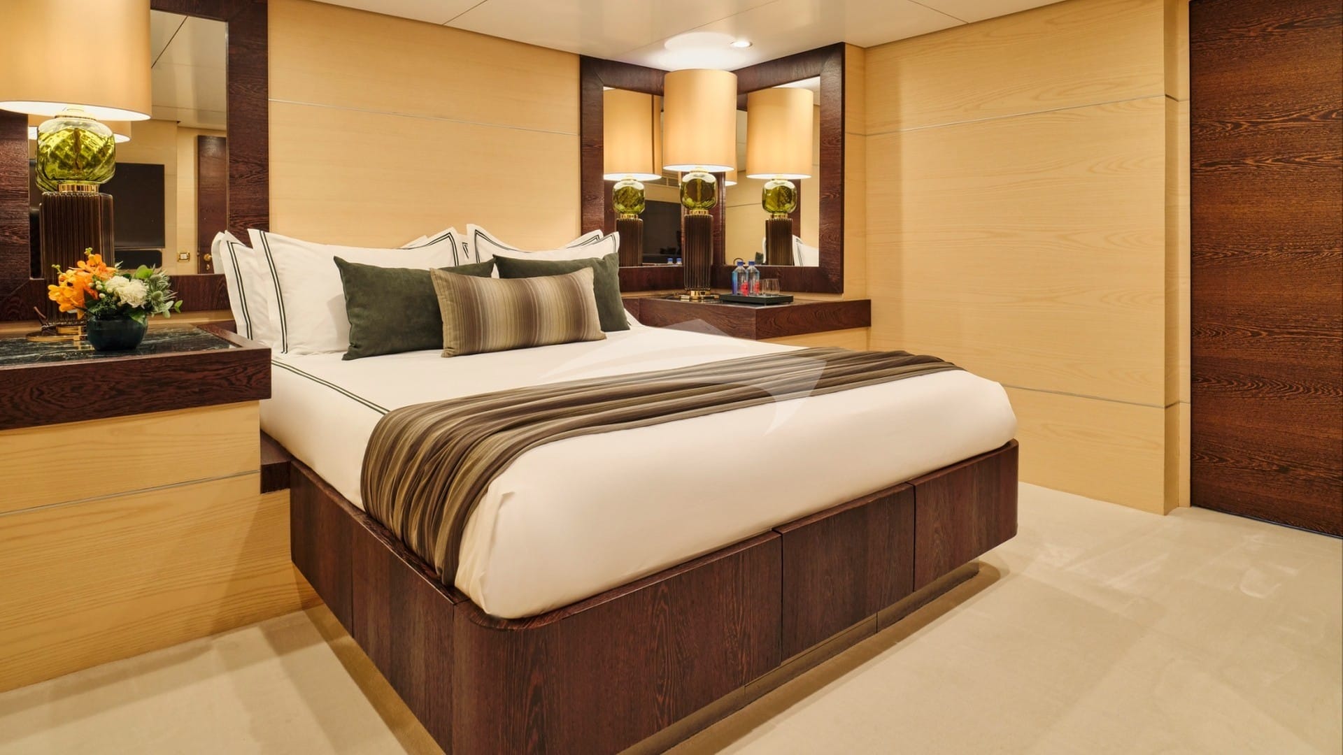 VIP Cabin
