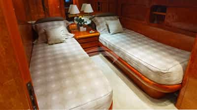 Twin Cabin