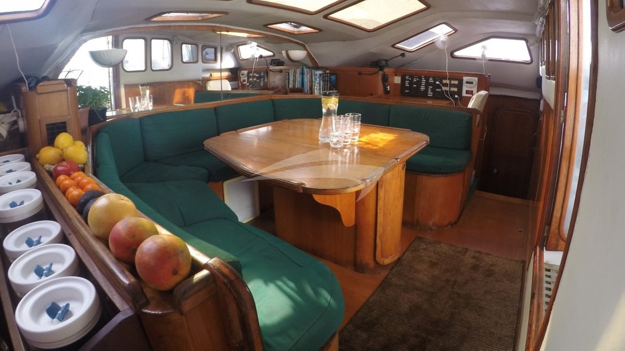 Main Saloon dining area