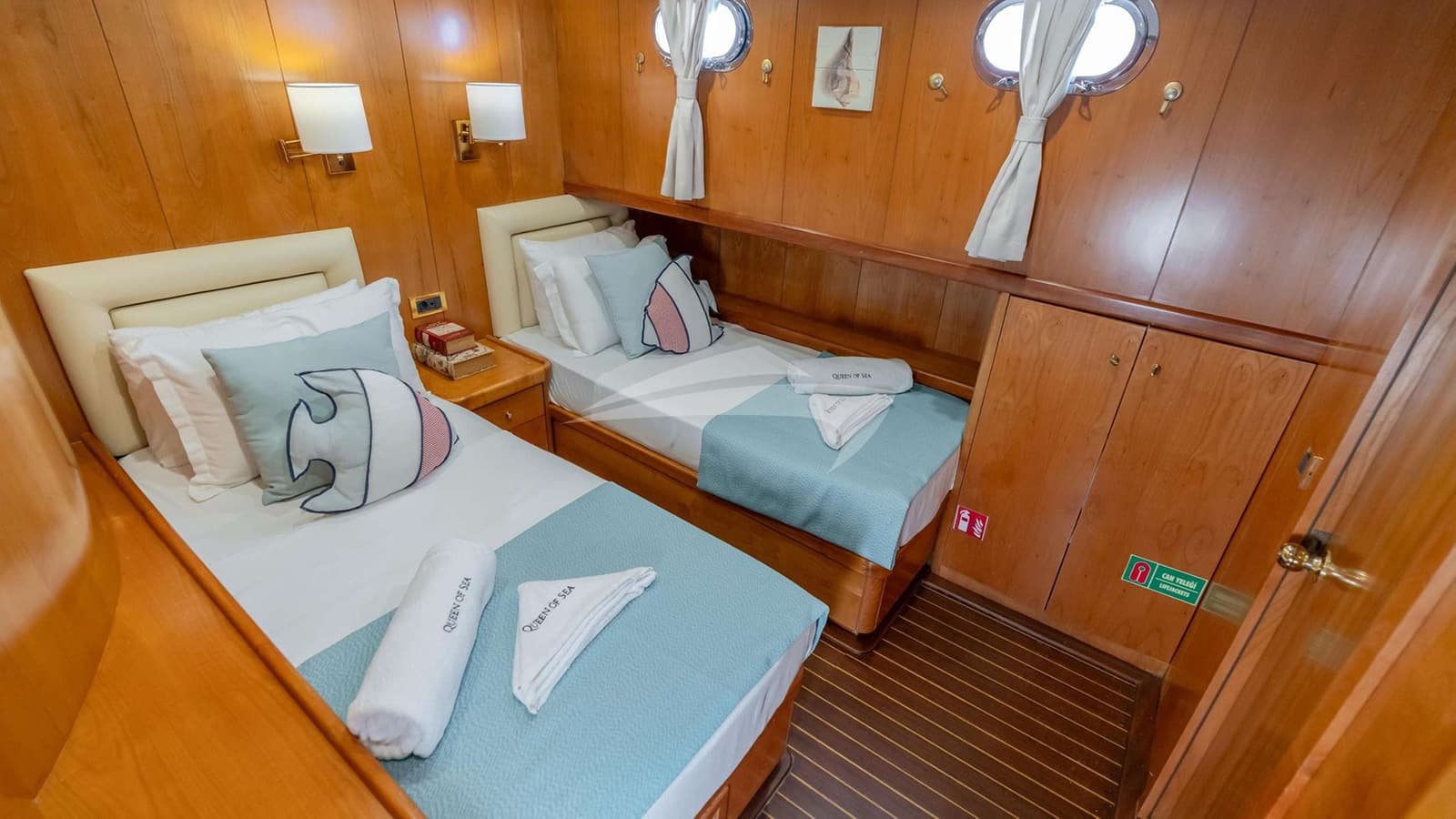 QUEEN OF SEA, photo from the yacht portfolio 17