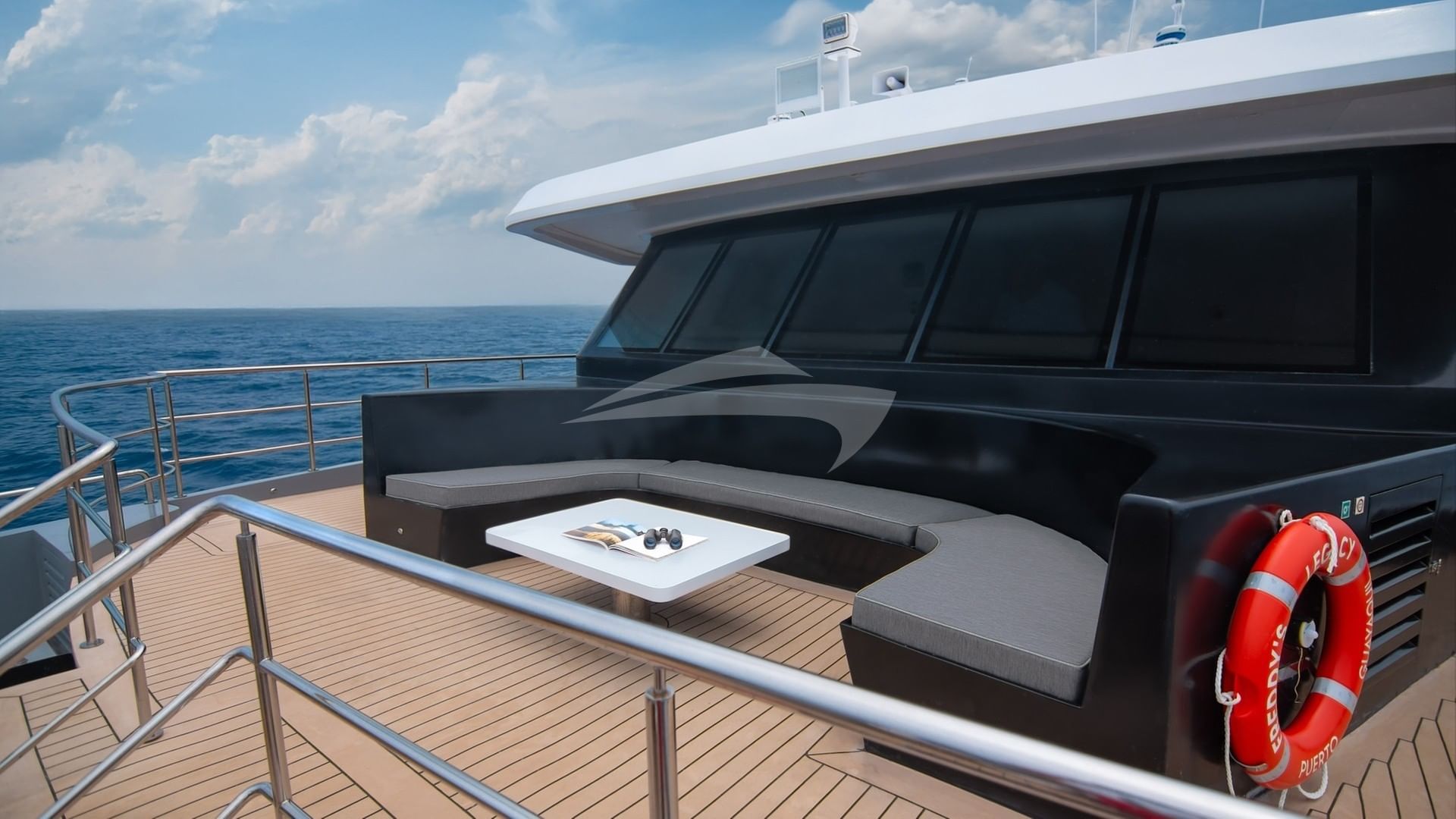 Tribute Sunset Lounge 1