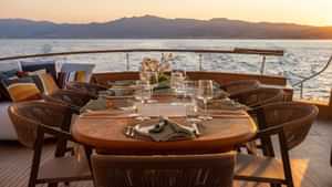 Alfresco Dining