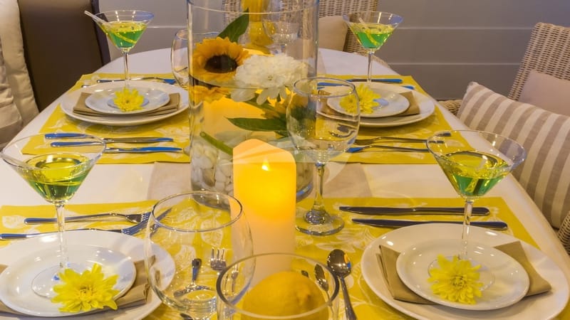 Motor Yacht Amoraki Aft Deck dinning