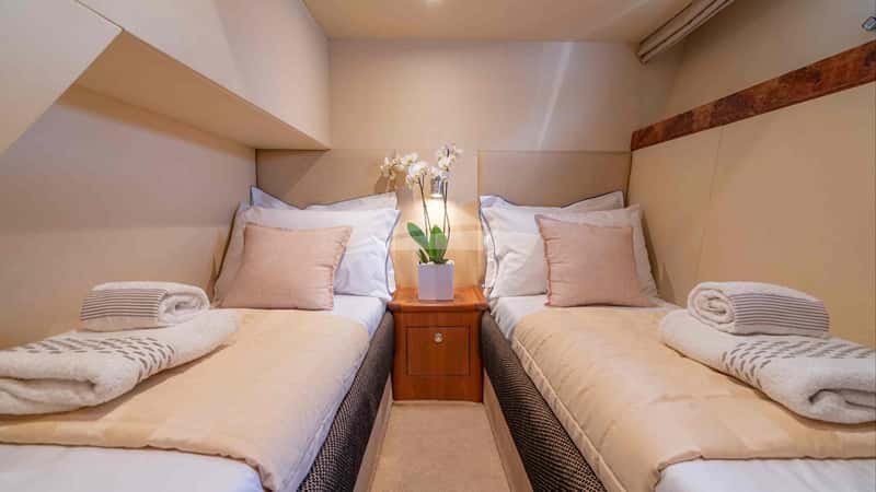 ESTIA TWO 15m motor yacht charter, photo 7