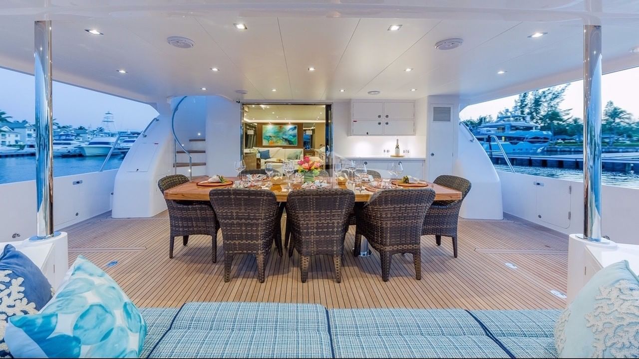 Alfresco dining on the aft deck