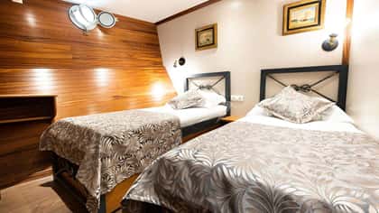 GALLANT 31m motor yacht charter, photo 9