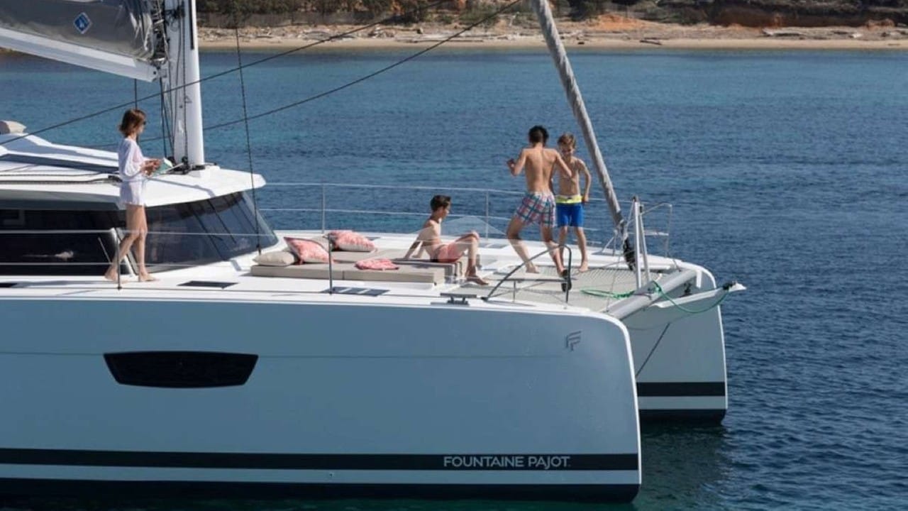 Foredeck lounge area