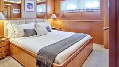 Double Cabin