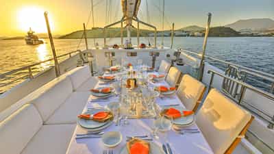 Deck Dining