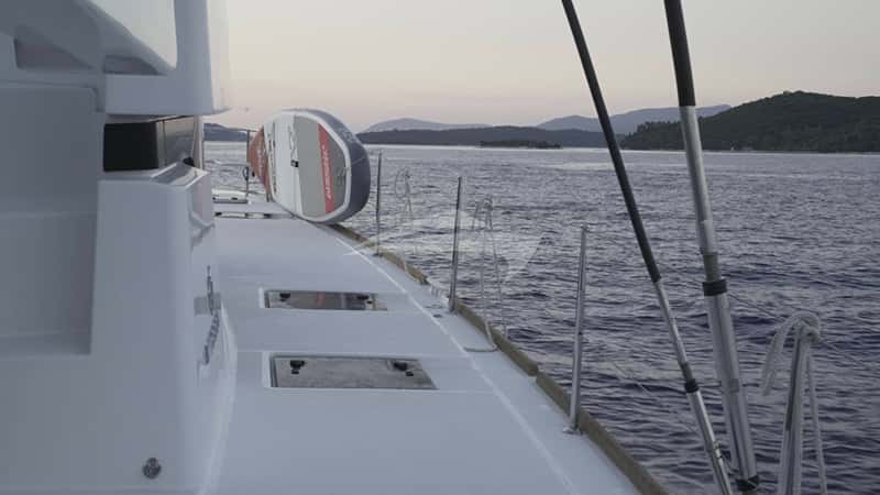 BLUE VELVET 16m sailing yacht charter, photo 3