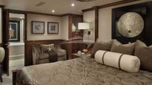 Guest cabin