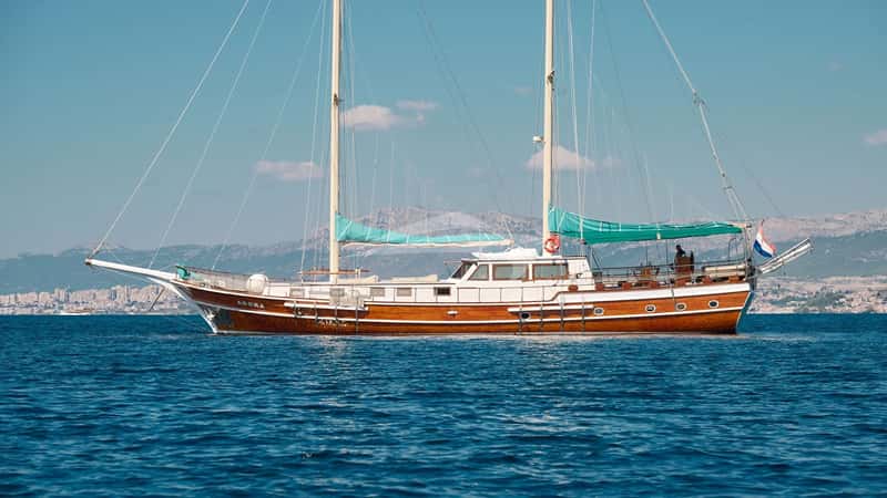 AGORA 29m motor yacht charter, photo 10