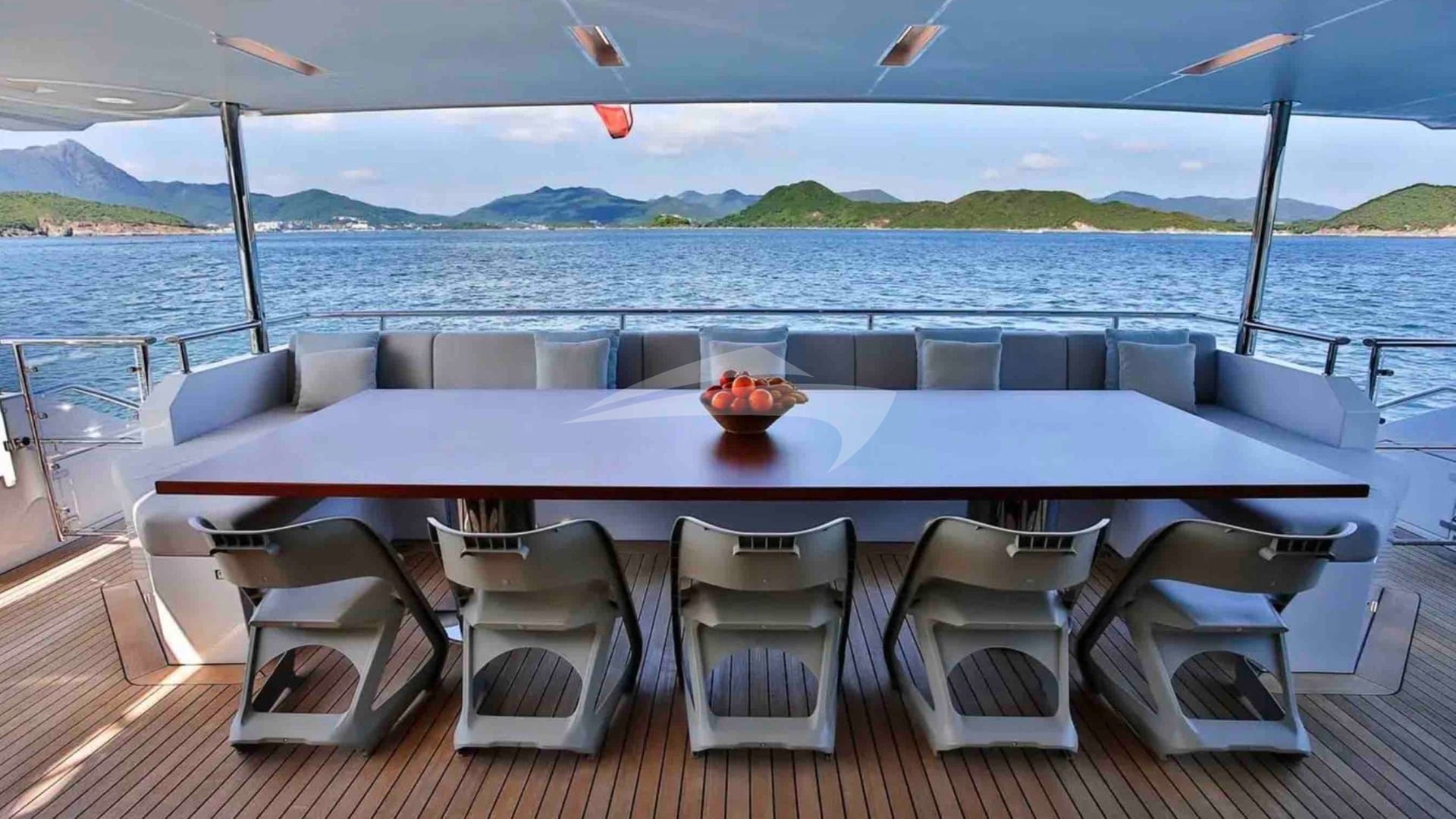 Main Aft Deck Dining