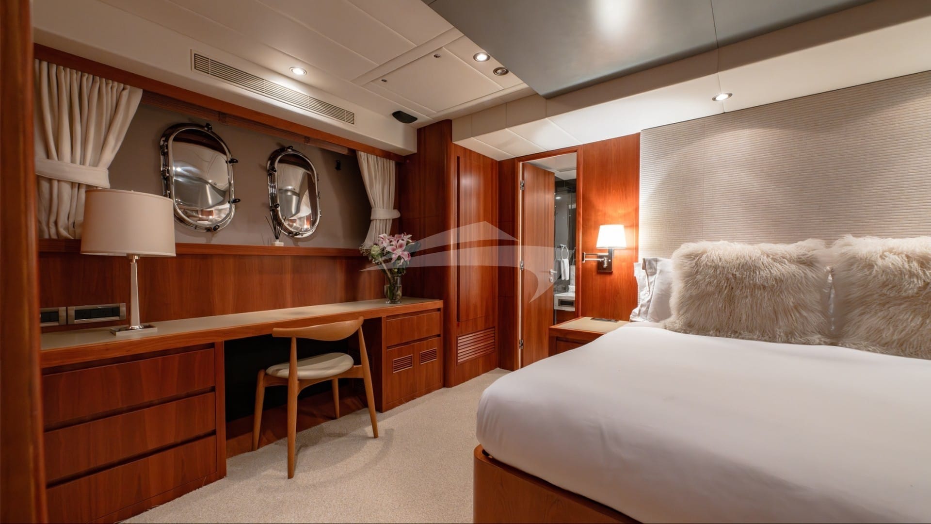 Master Cabin Office