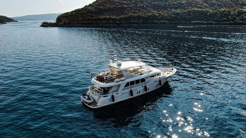 LARGO 27m motor yacht charter, photo 2