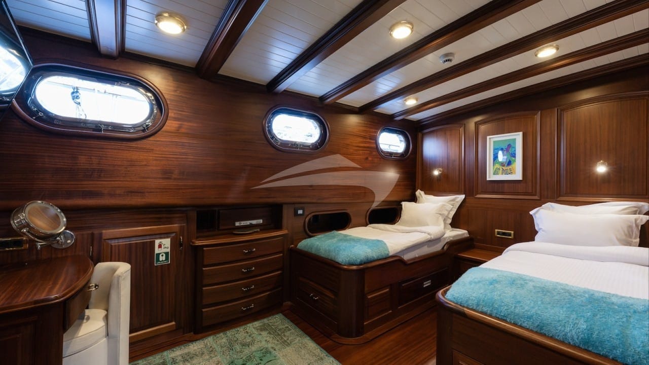 Twin stateroom