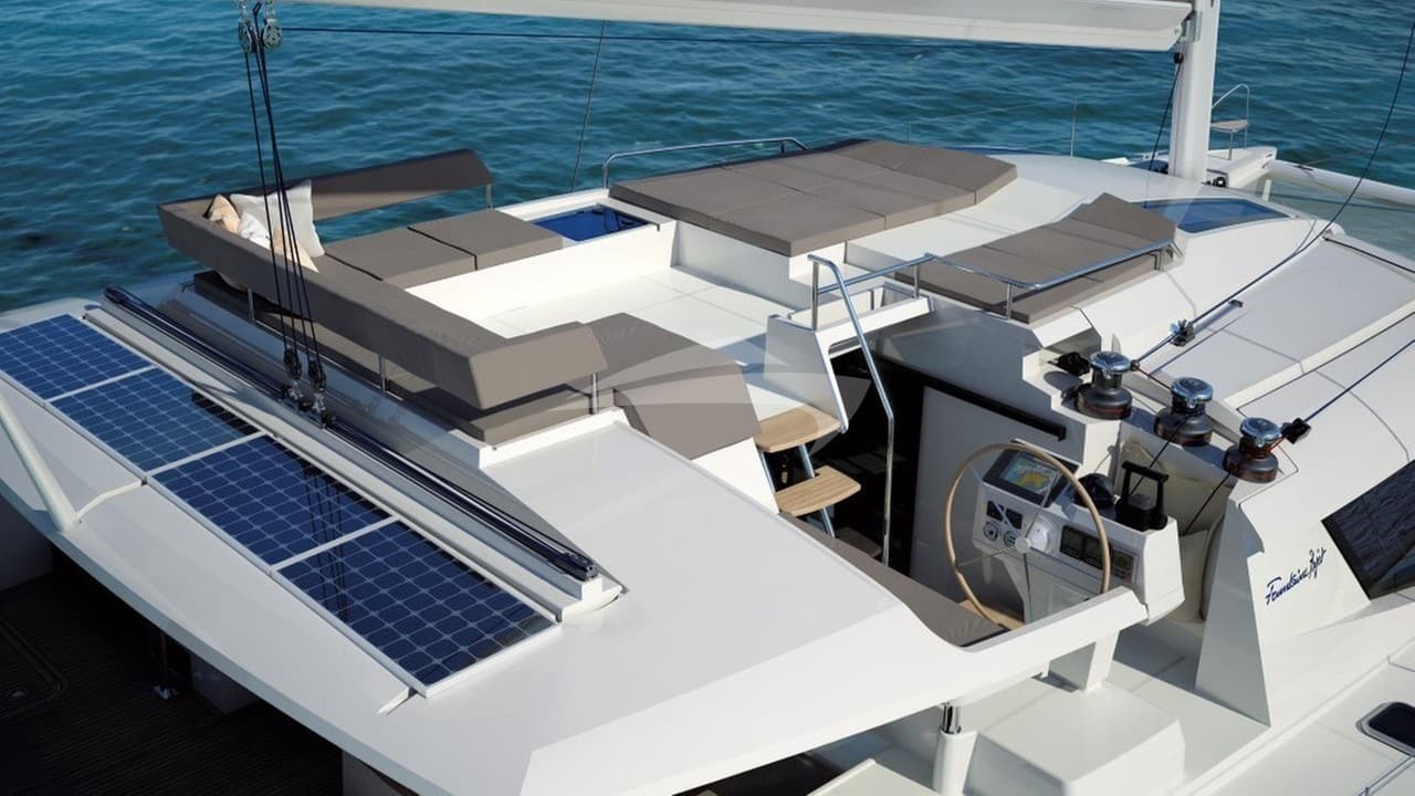 PRINCESS APHRODITE, Aufnahme aus dem Yachtportfolio
