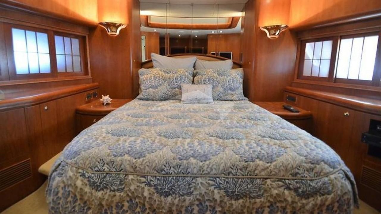 VIP Cabin
