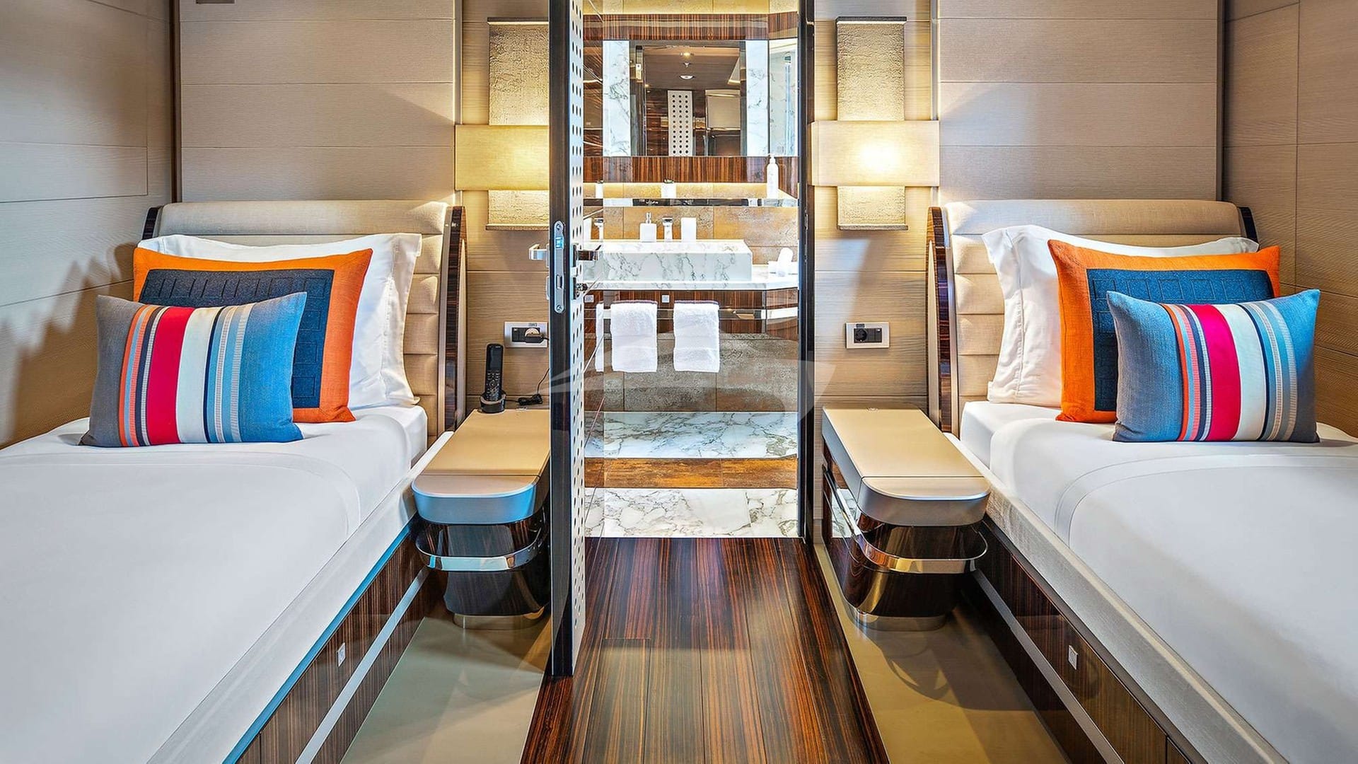 Main Deck Twin Cabin
