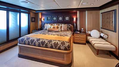 Double Cabin
