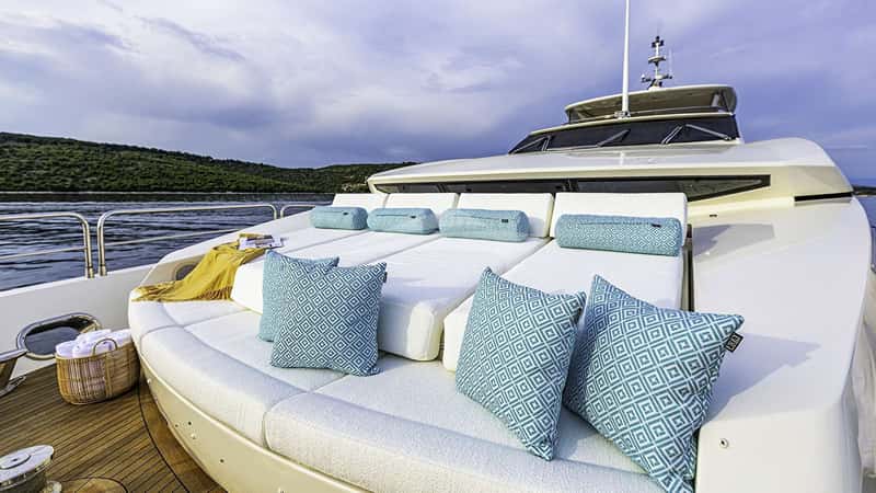 ARAGO 34m motor yacht charter, photo 9