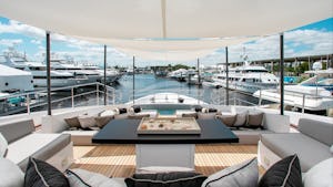 Foredeck Lounge