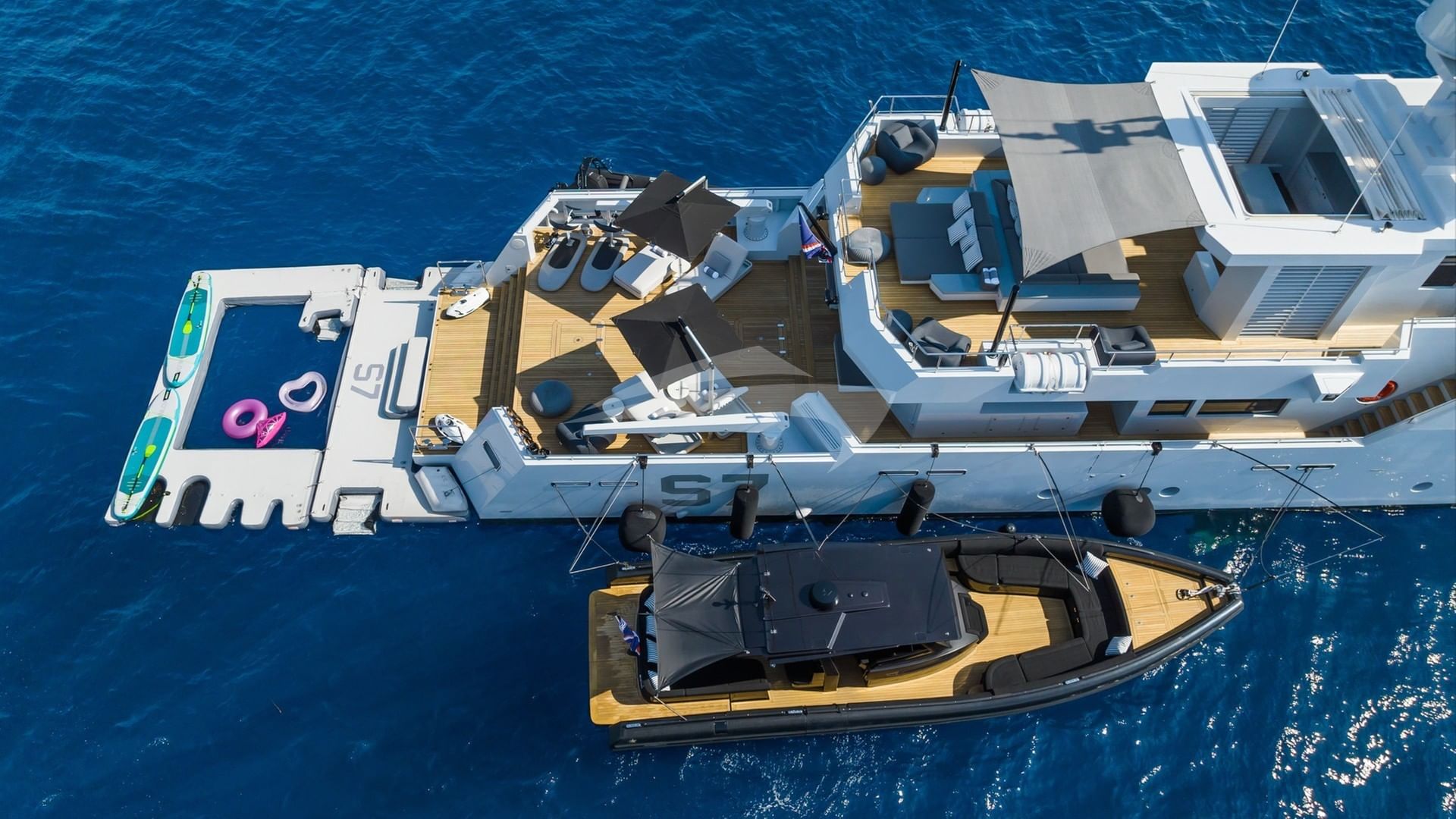 Chase and netted sea pool