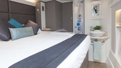 OUT OF OFFICE 20m motor yacht charter, photo 12