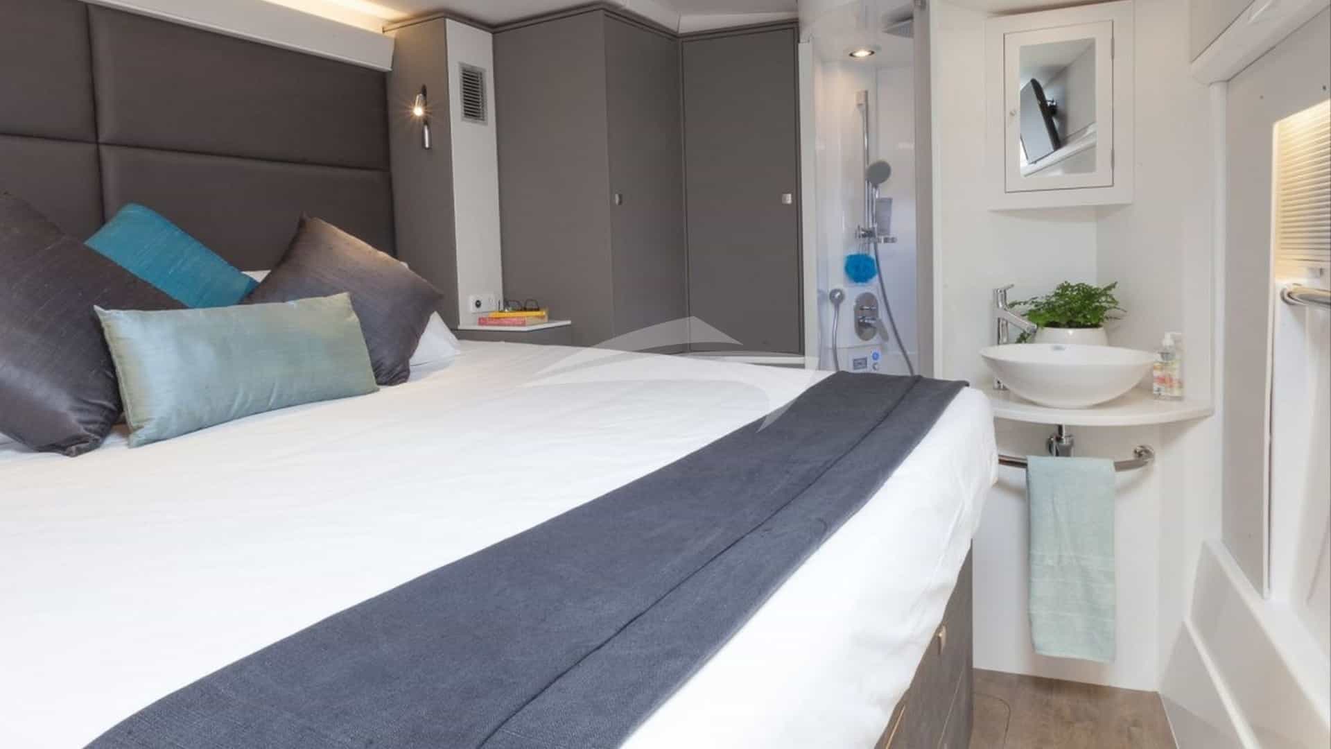 Guest Cabin