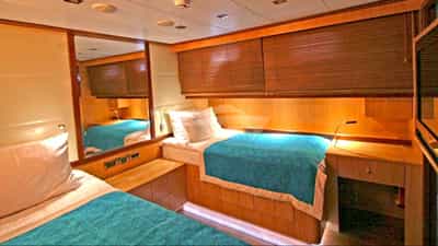 Twin Cabin