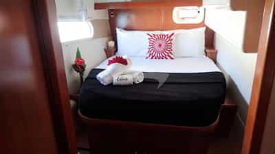Queen cabin