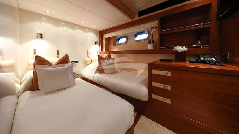 ETOILE D'AZUR 30m motor yacht charter, photo 9