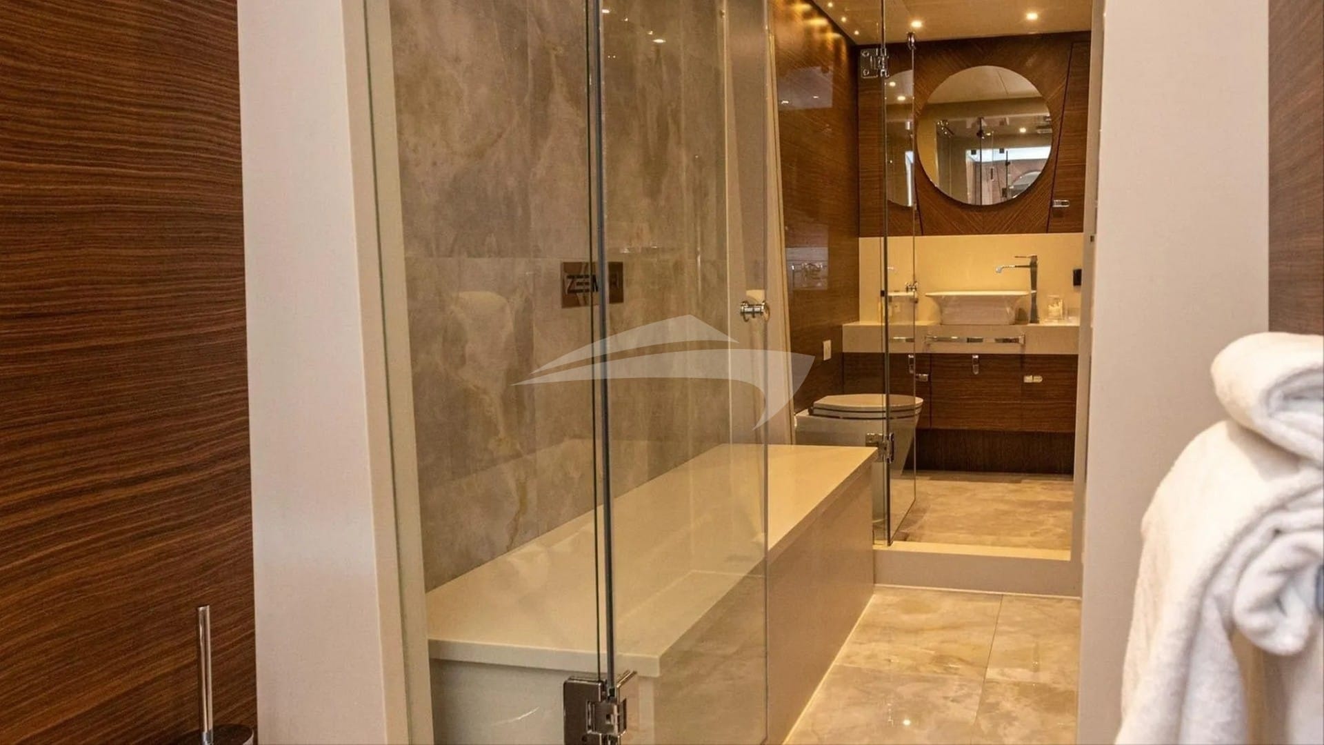 Maindeck Master Bath