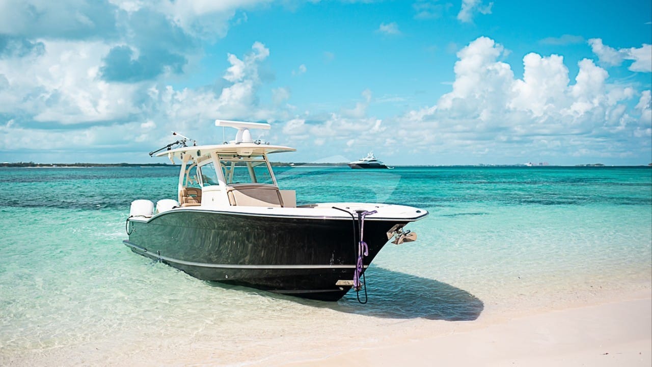 35 Ft Scout Lxf 35Ft With Head & Shower (3x Yamaha 300 Engines)