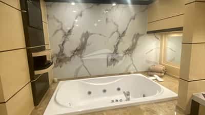 Master Suite Jacuzzi Bath