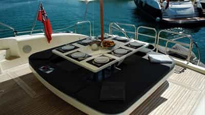 Aft deck dining