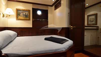 Guest Cabin