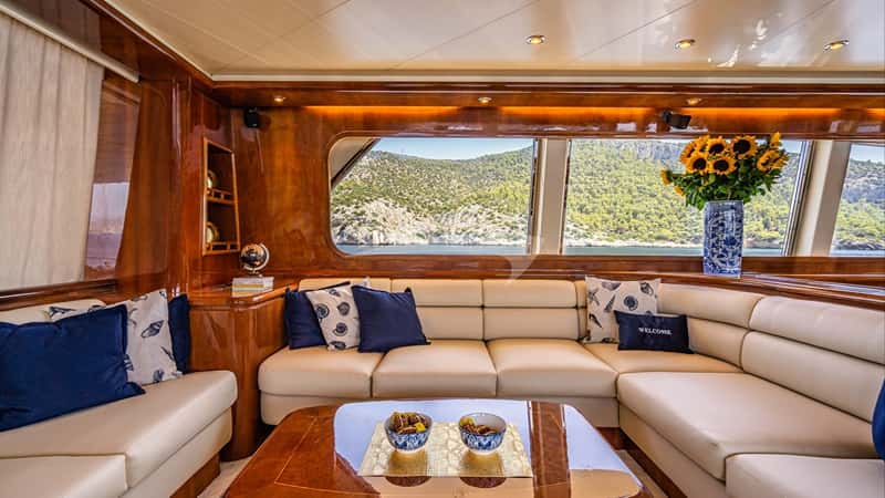ESTIA POSEIDON 26m motor yacht charter, photo 9