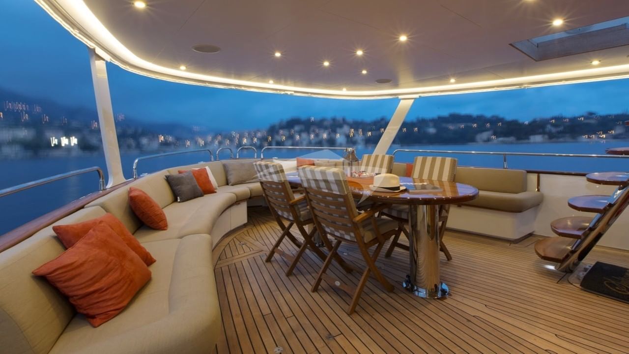 Aft Deck Dining