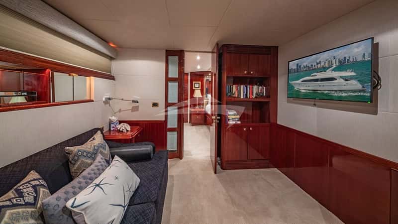 IV TRANQUILITY 29m motor yacht charter, photo 9