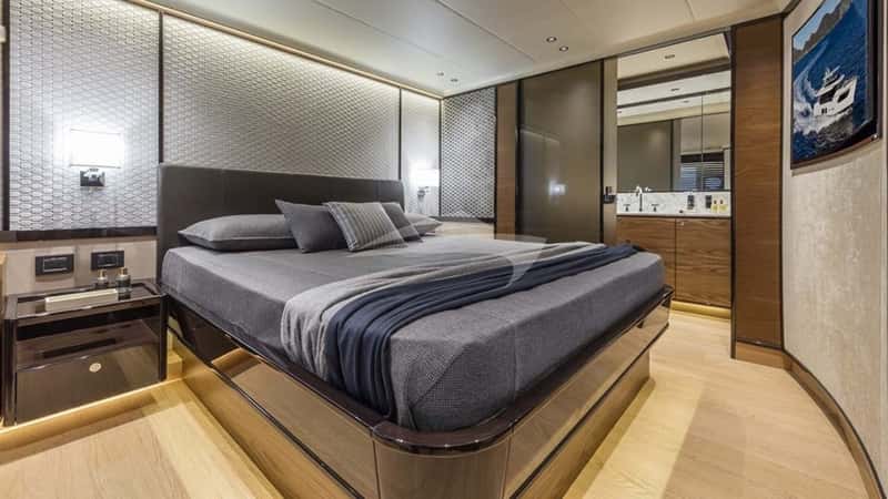 A4A 21m motor yacht charter, photo 8