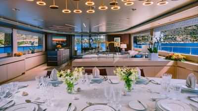 Main Deck Dining
