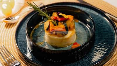 Dining Detail