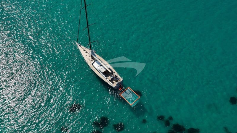 bgyb_charter_sailing_yacht_swan76_loevie_18