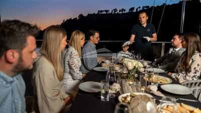 ANIMA MARIS Dinner time