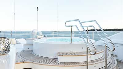 Jacuzzi