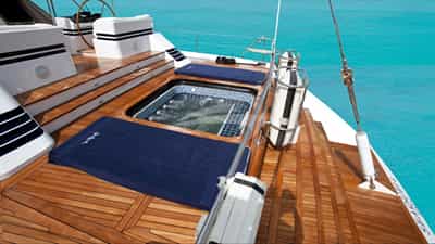 Deck Jacuzzi
