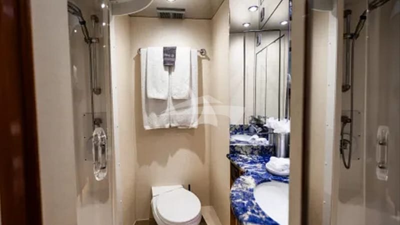 Twin Bathroom