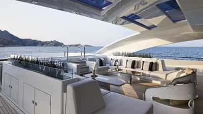 Deck Jacuzzi