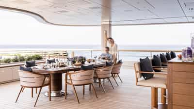 Aft deck dining